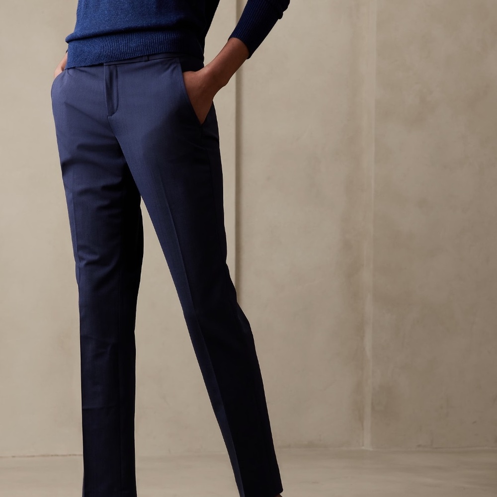 Banana Republic | Ryan Slim Straight Fit Lightweight Wool Solid Pant | Navy